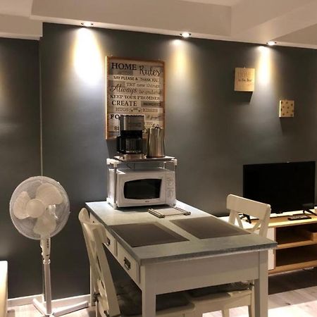 Cosy Studio Proche Palais Des Papes أفينيون المظهر الخارجي الصورة